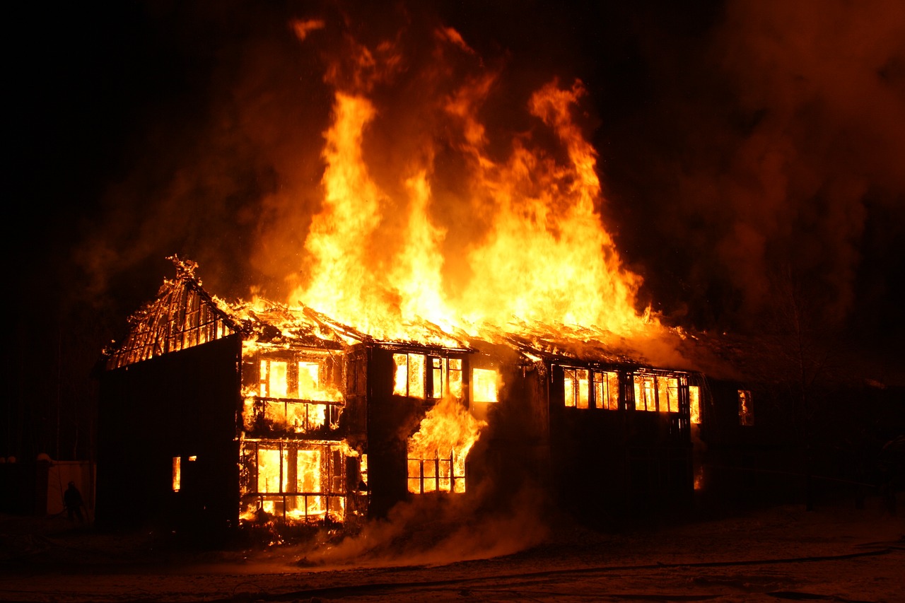 記事:警備員による京三製作所工場放火事件、保険会社が警備会社に損害賠償請求のイメージ画像