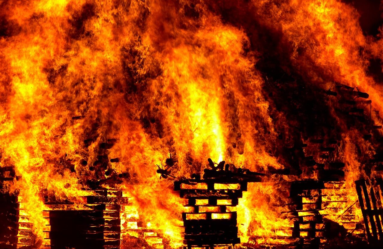 記事:アスクル火災で９４億円の賠償命令、損害賠償と相殺についてのイメージ画像